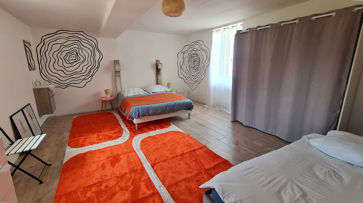 Grande chambre orange